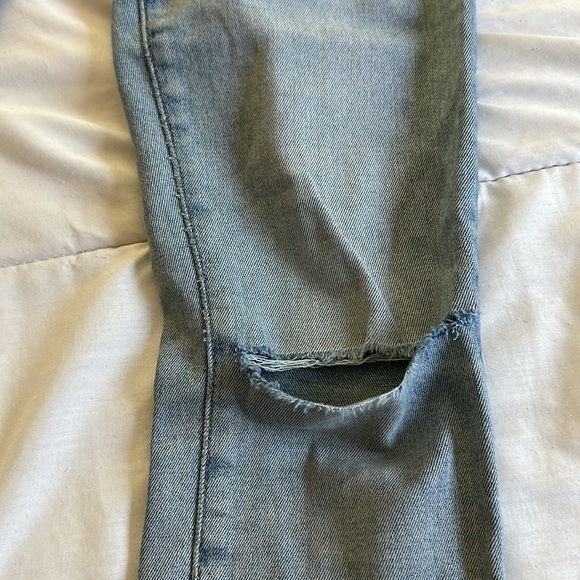 BDG urban Outfitters twig super high rise jeans - Picture 6 of 6